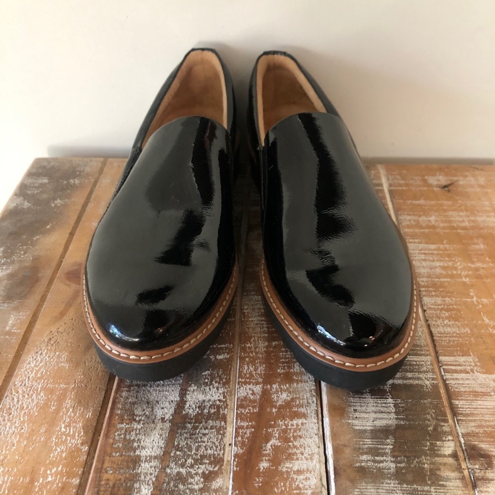 Naturalizer Platform Loafers-Black